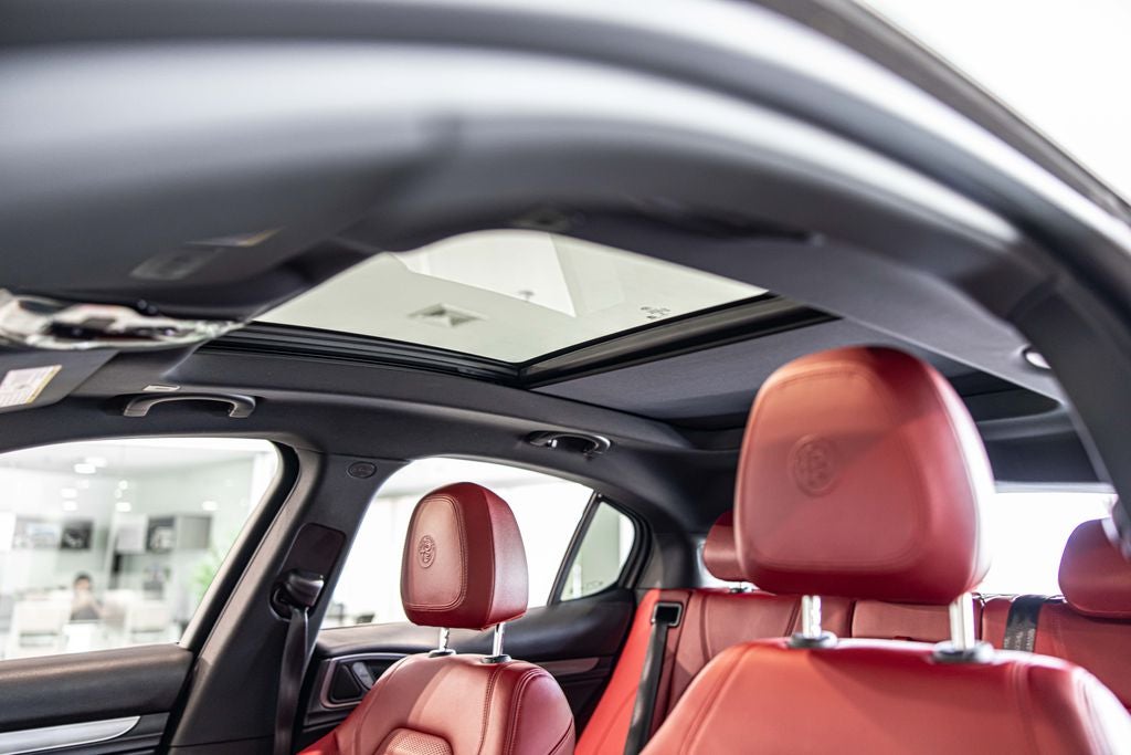 2022 Alfa Romeo Stelvio Veloce