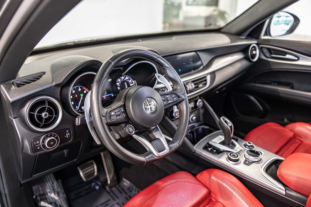2022 Alfa Romeo Stelvio Veloce