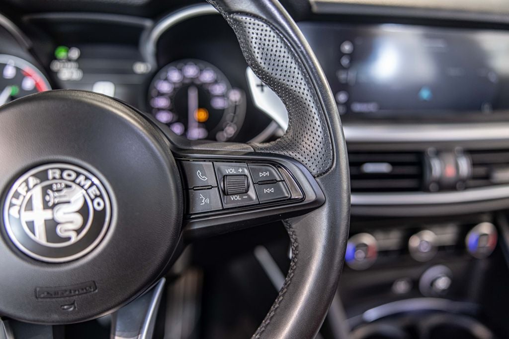 2022 Alfa Romeo Stelvio Veloce
