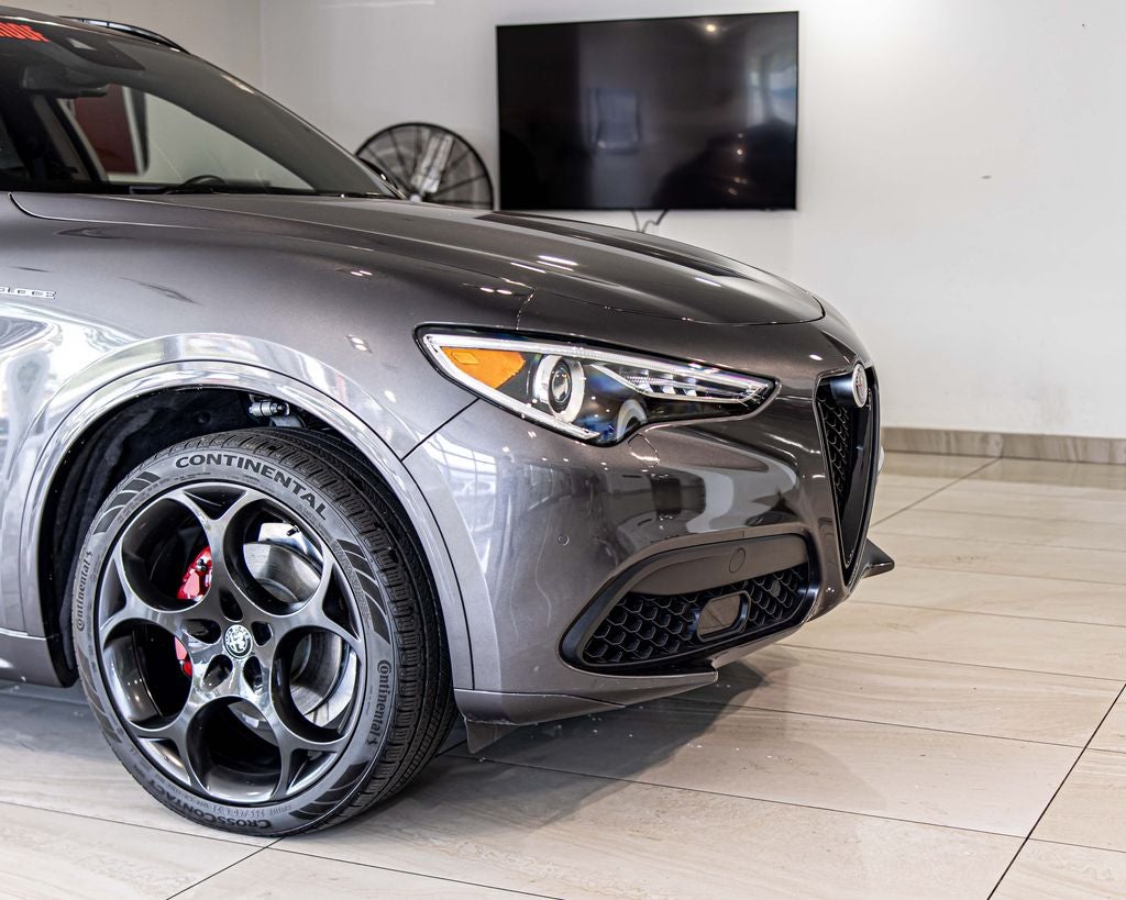 2022 Alfa Romeo Stelvio Veloce