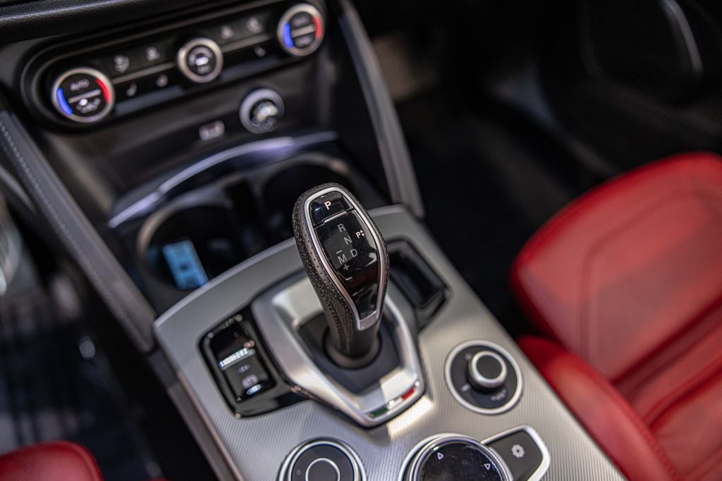 2022 Alfa Romeo Stelvio Veloce