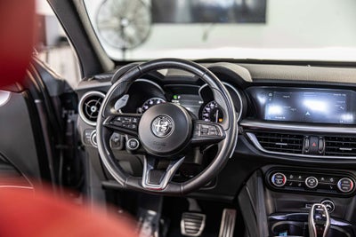 2022 Alfa Romeo Stelvio Veloce
