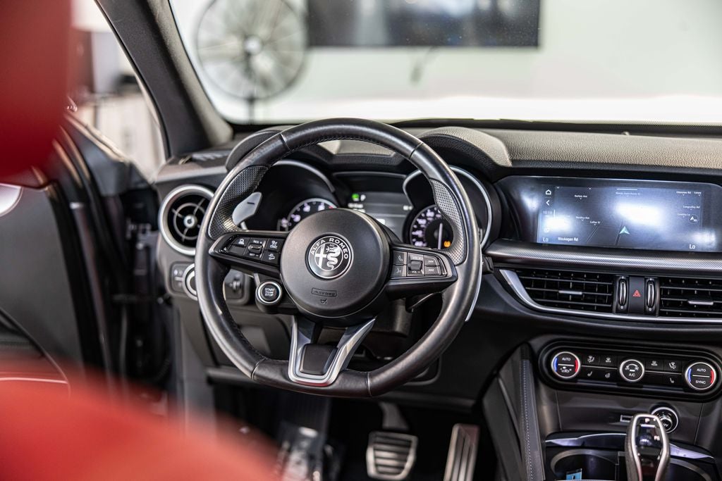 2022 Alfa Romeo Stelvio Veloce