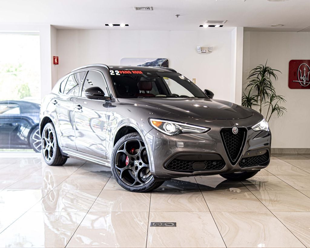 2022 Alfa Romeo Stelvio Veloce