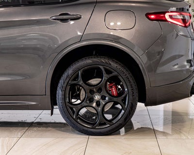 2022 Alfa Romeo Stelvio Veloce