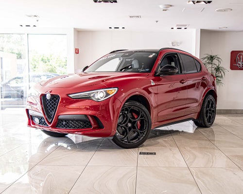 2023 Alfa Romeo Stelvio Quadrifoglio