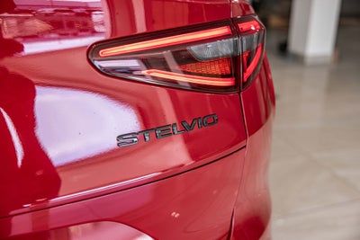 2023 Alfa Romeo Stelvio Quadrifoglio