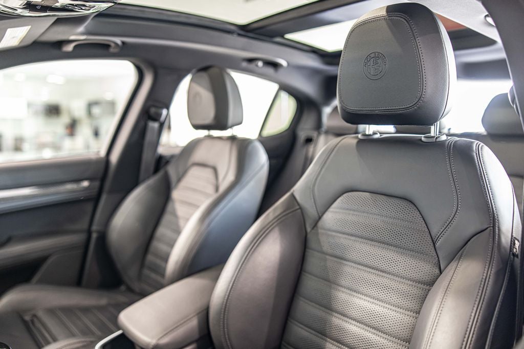 2023 Alfa Romeo Stelvio Quadrifoglio