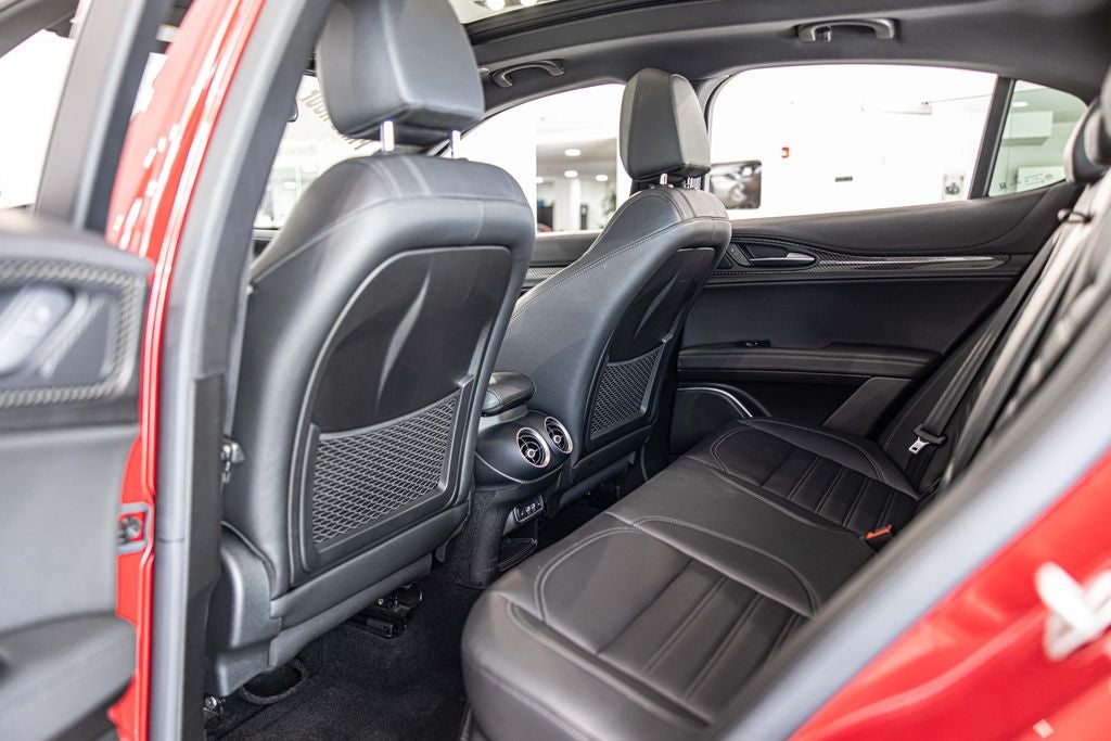 2023 Alfa Romeo Stelvio Quadrifoglio