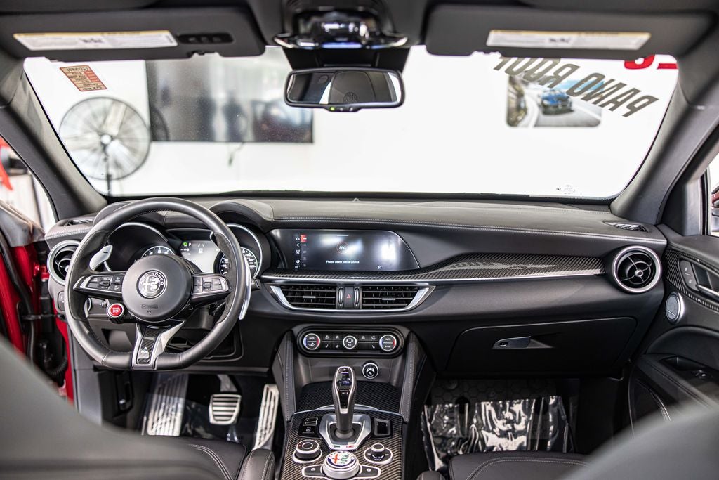2023 Alfa Romeo Stelvio Quadrifoglio