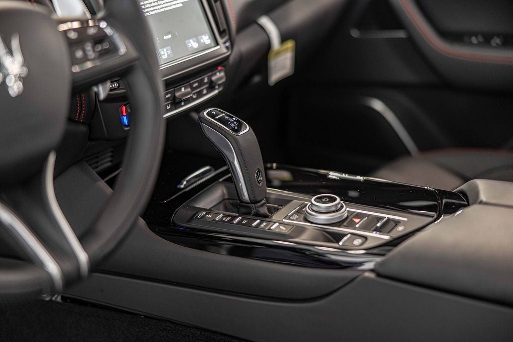 2024 Maserati Levante Modena