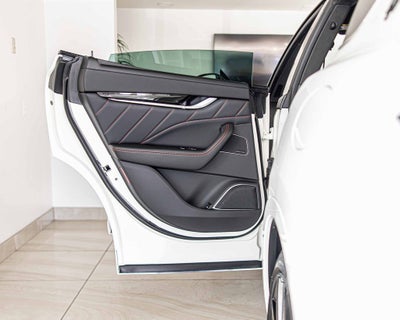 2024 Maserati Levante Modena