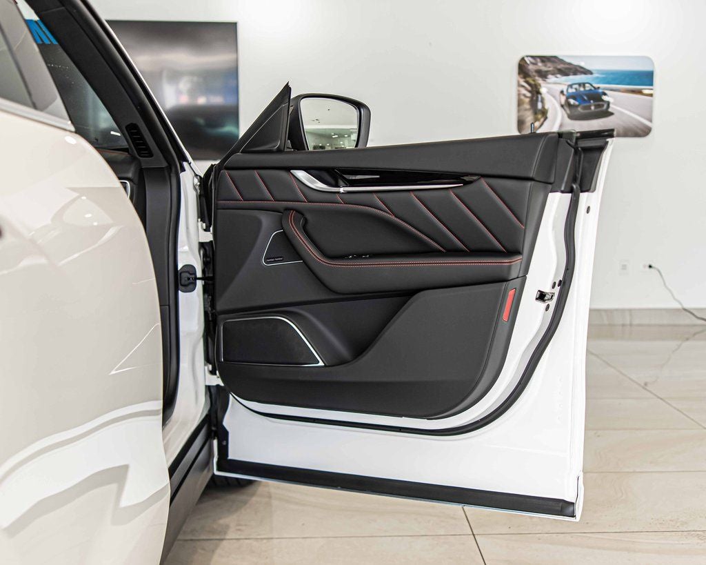 2024 Maserati Levante Modena