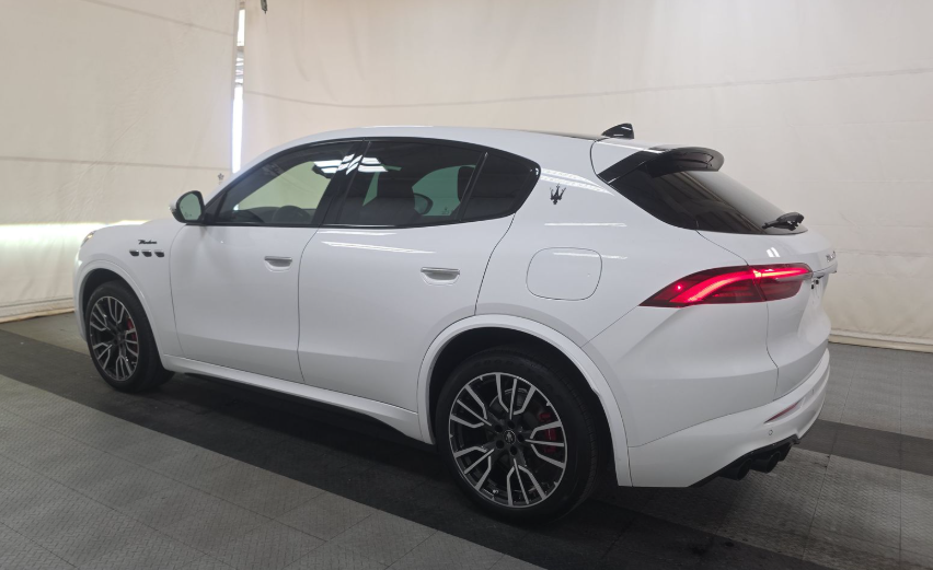2023 Maserati Grecale Modena