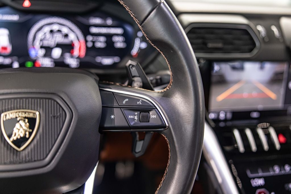 2020 Lamborghini Urus Base