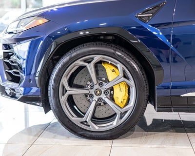 2020 Lamborghini Urus Base